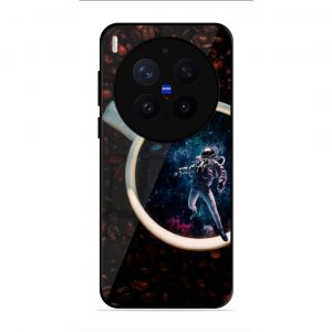 Intergalactic Travler Vivo X300 Pro5G